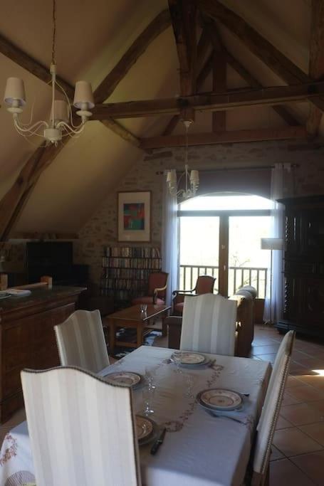 La Sagnarde, Maison En Pierre, Loubressac Екстериор снимка